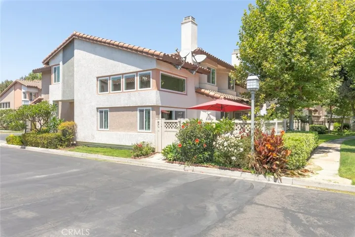 3719 Via Tortola, Riverside, California 92503