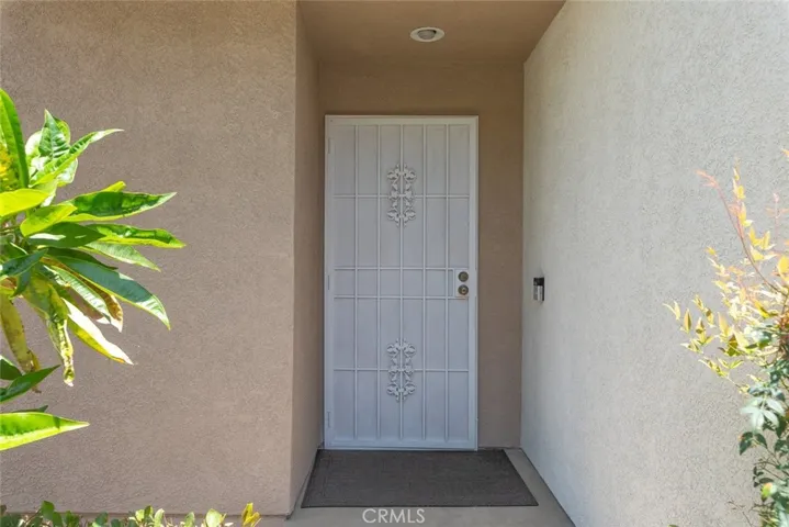3719 Via Tortola, Riverside, California 92503