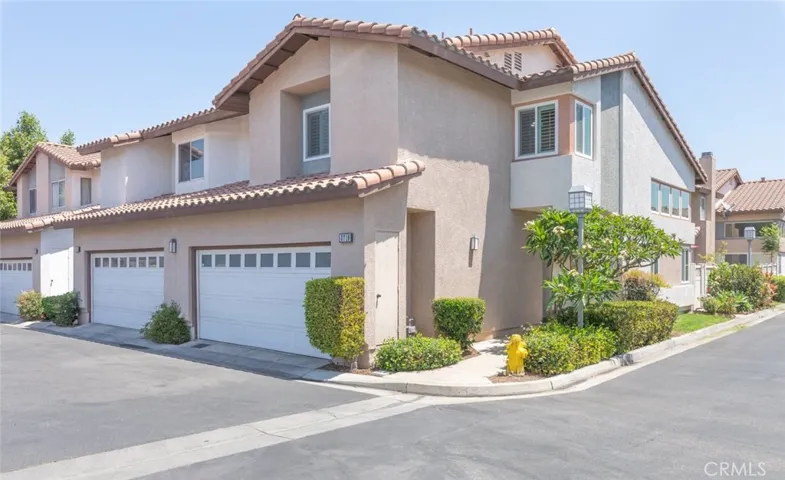 3719 Via Tortola, Riverside, California 92503
