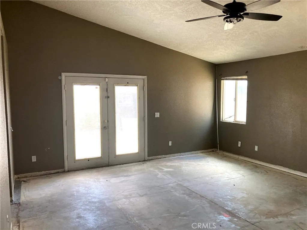 26501 Mainsail Lane, Helendale, California 92342 home-pic-5