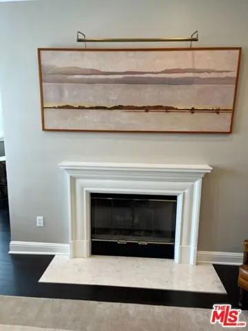 12218 Montana Avenue 204, Los Angeles, California 90049