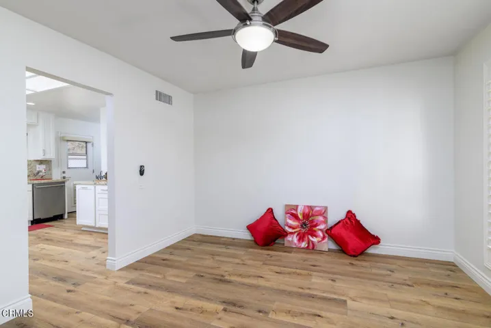 5206 Village 5-22