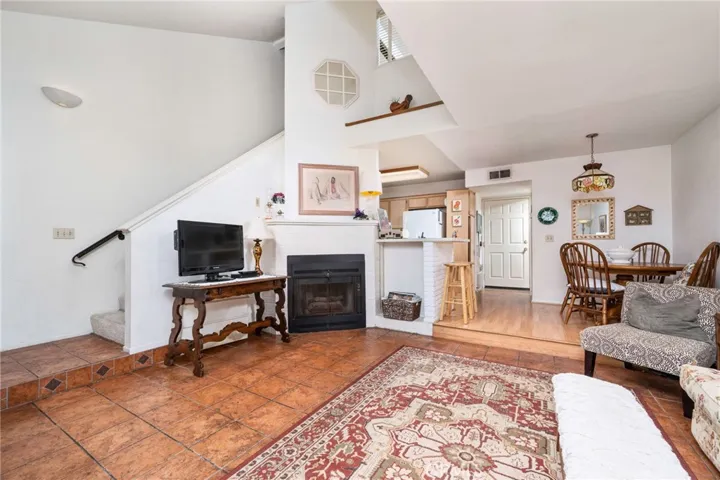 980 W Arrow E, Upland, California 91786
