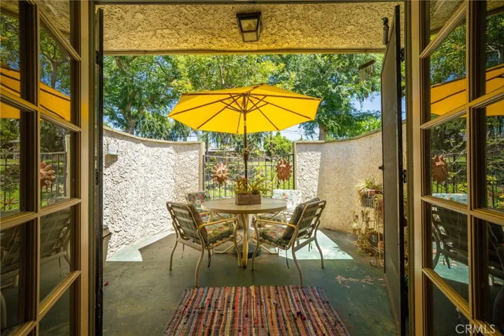 980 W Arrow E, Upland, California 91786