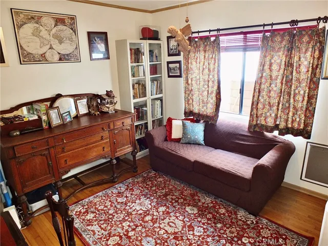 75 Saint Joseph Avenue, Long Beach, California 90803