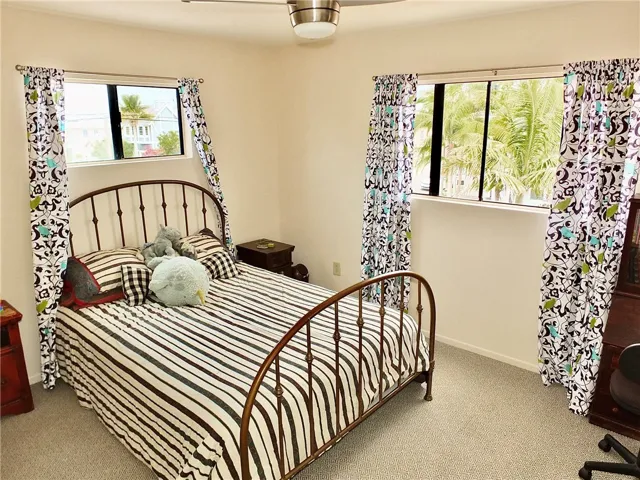 75 Saint Joseph Avenue, Long Beach, California 90803