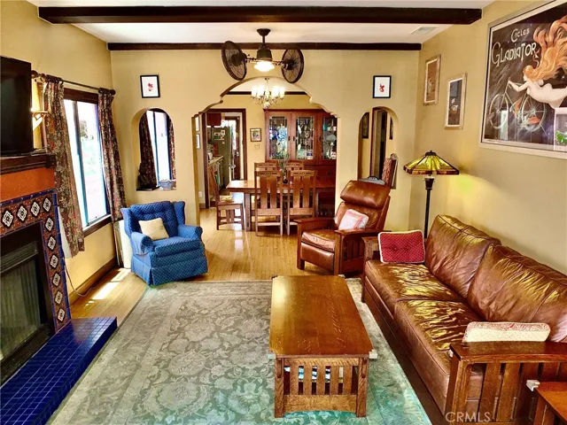75 Saint Joseph Avenue, Long Beach, California 90803
