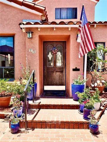 75 Saint Joseph Avenue, Long Beach, California 90803