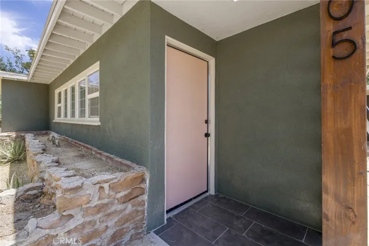 1805 N Redington Place, Hanford, California 93230