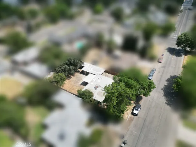 1805 N Redington Place, Hanford, California 93230