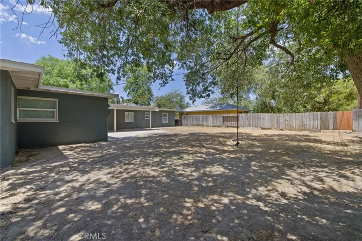 1805 N Redington Place, Hanford, California 93230