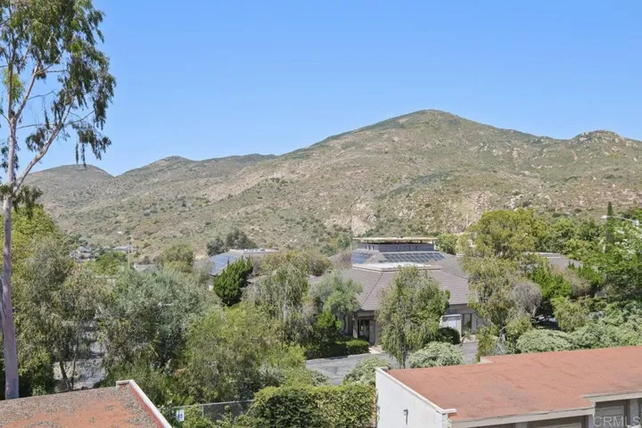 6876 Caminito Montanoso 25, San Diego, California 92119
