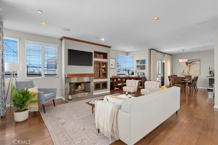 317 1st Place, Manhattan Beach, California 90266