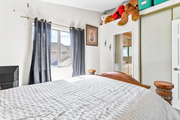 13374 Northstar Avenue, Victorville, California 92392
