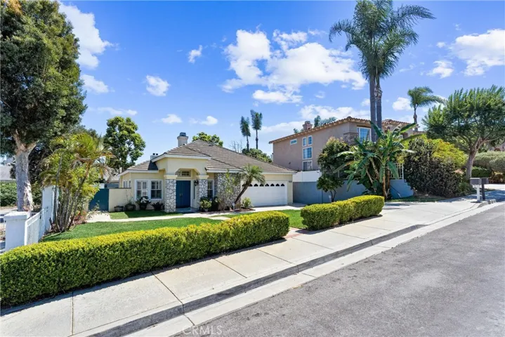 2960 Sunset, Signal Hill, California 90755