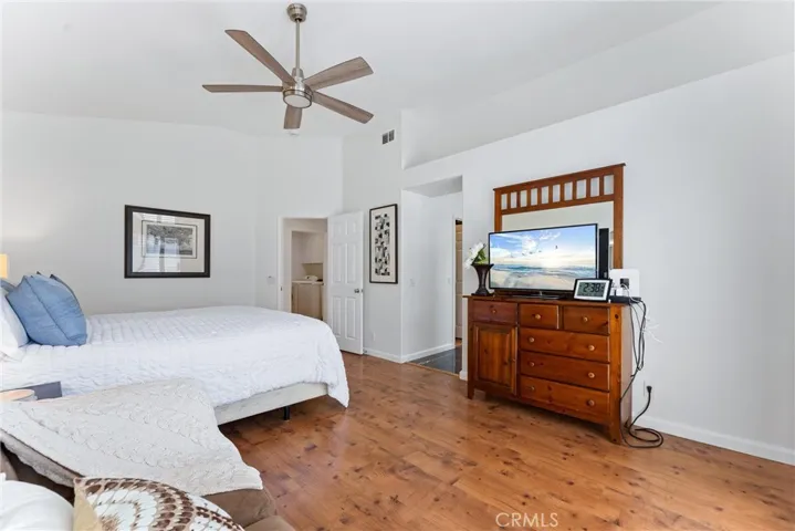 2960 Sunset, Signal Hill, California 90755