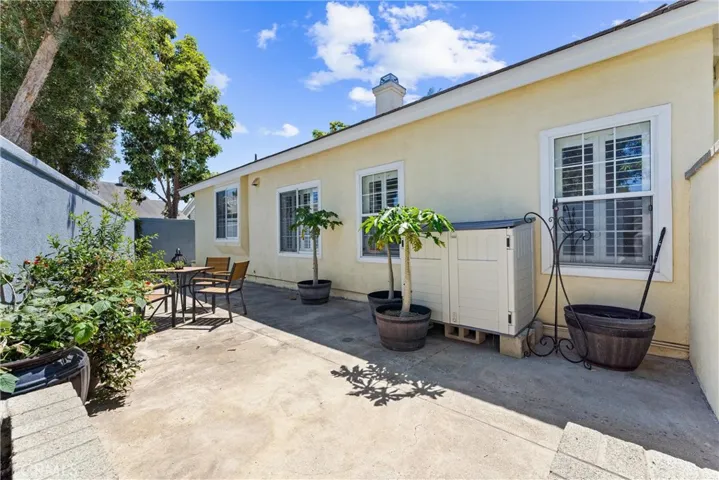 This is a beautiful home iin a very quiet and beautiful neighborhood. Thank you for showing!