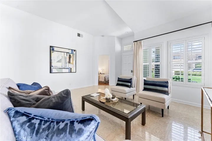 2960 Sunset, Signal Hill, California 90755