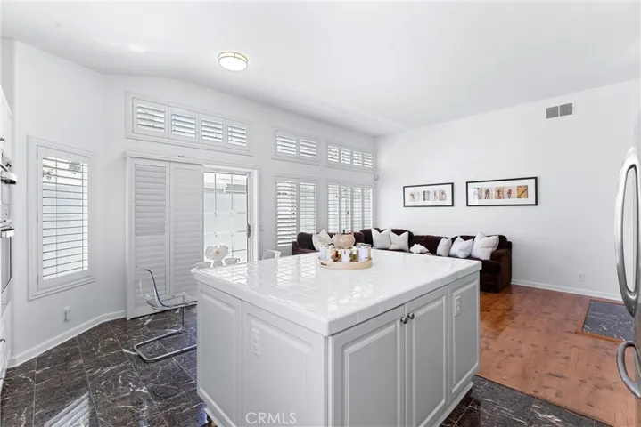 2960 Sunset, Signal Hill, California 90755