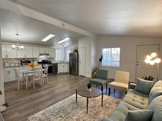 227 Ricardo Avenue, Santa Rosa, California 95407