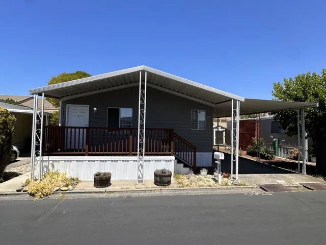 227 Ricardo Avenue, Santa Rosa, California 95407