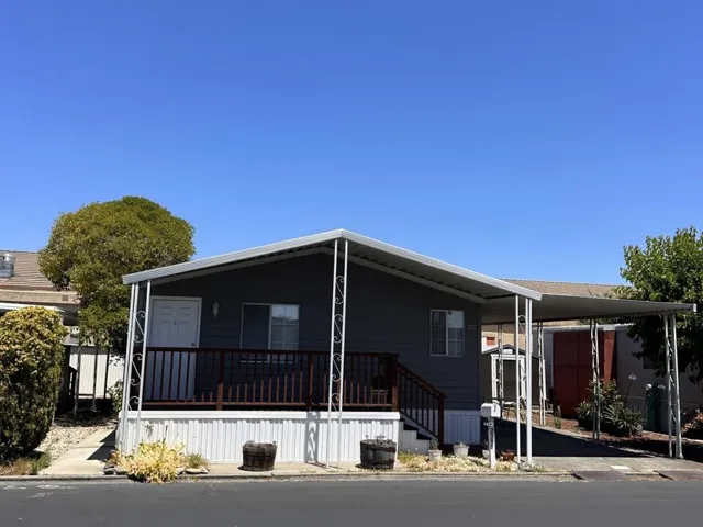 227 Ricardo Avenue, Santa Rosa, California 95407