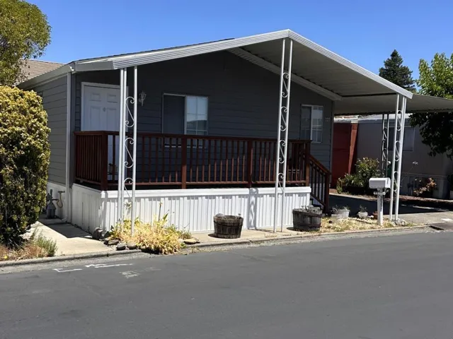 227 Ricardo Avenue, Santa Rosa, California 95407