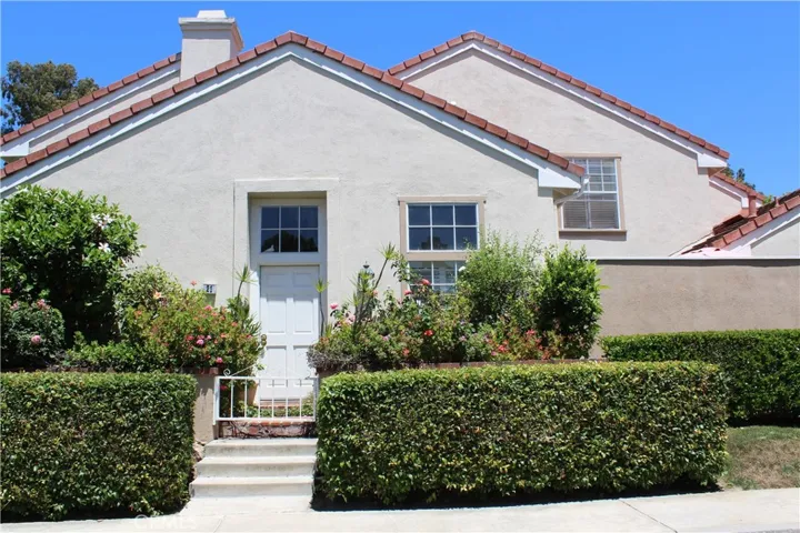 21 Wellesley 24, Irvine, California 92612