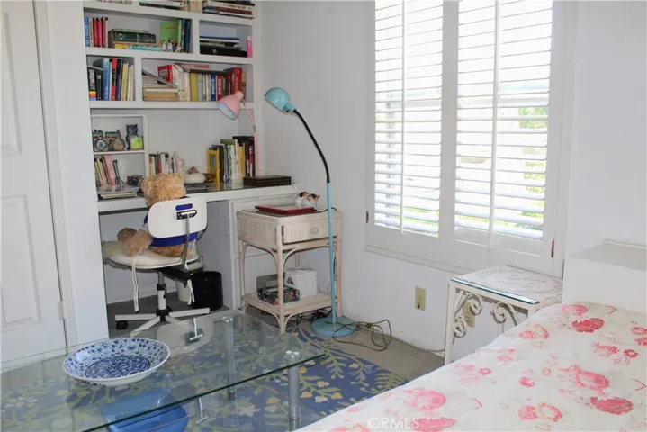 21 Wellesley 24, Irvine, California 92612