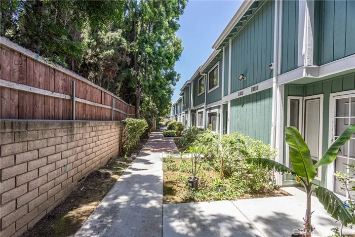 1056 Walnut Grove Avenue C, Rosemead, California 91770