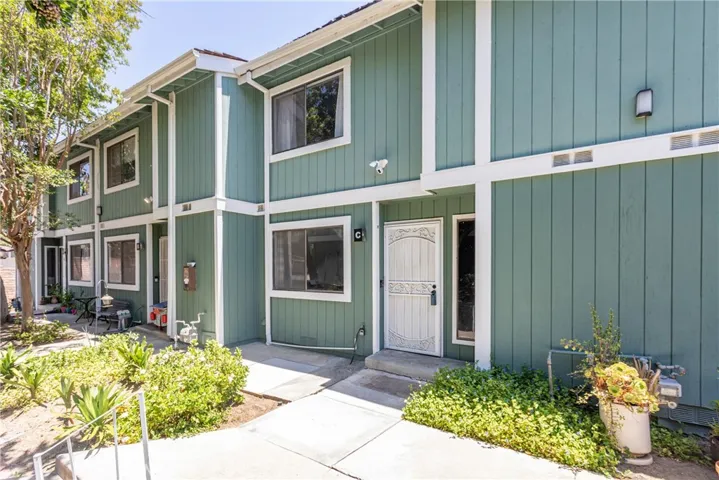 1056 Walnut Grove Avenue C, Rosemead, California 91770