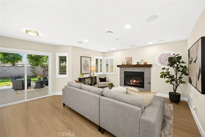 4926 Calle El Toro, La Verne, California 91750