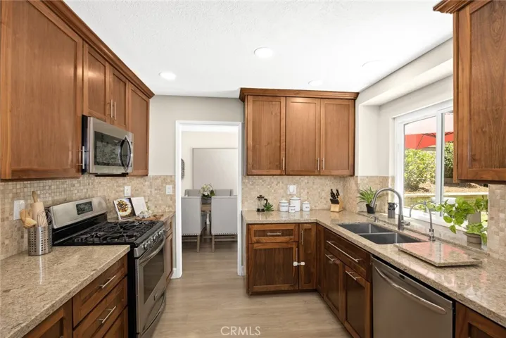 4926 Calle El Toro, La Verne, California 91750