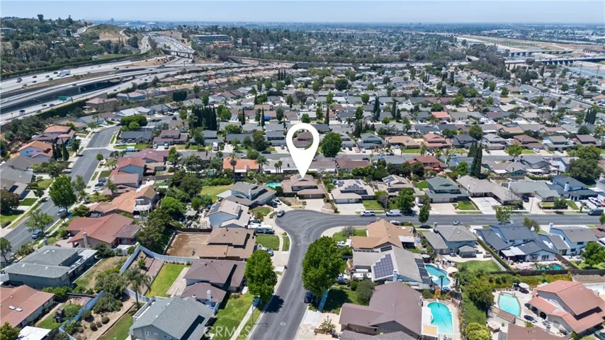 Centrally Located to the 91 and 55 freeways and the toll roads