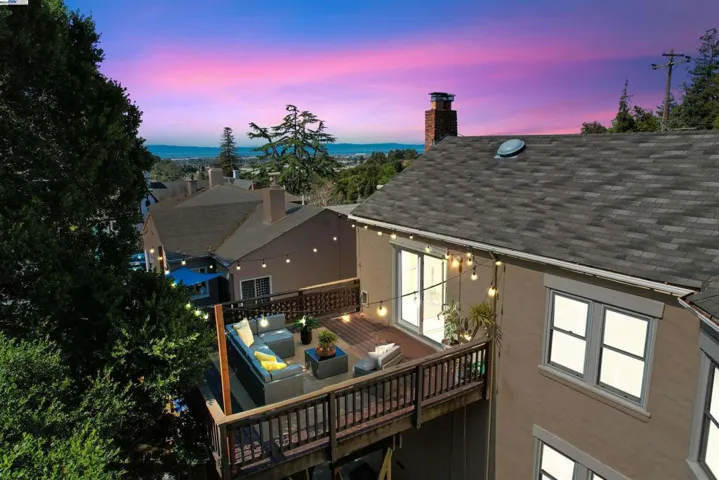 9332 Granada Ave, Oakland, California 94605