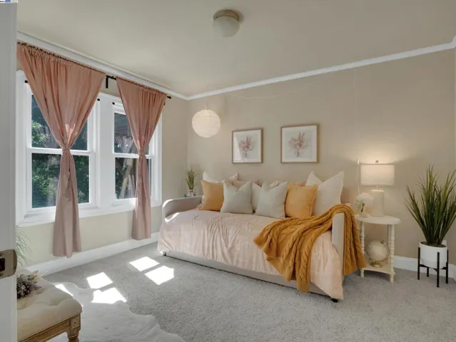 9332 Granada Ave, Oakland, California 94605