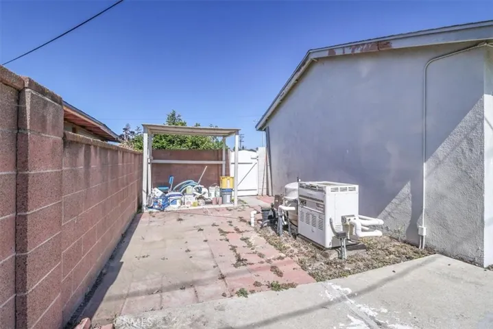 8002 San Leon Circle, Buena Park, California 90620