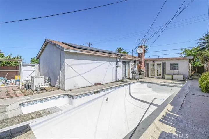 8002 San Leon Circle, Buena Park, California 90620