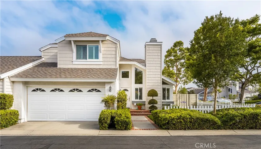 1 Robinsong 148, Irvine, California 92614