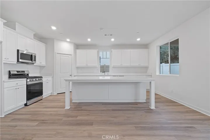 34202 Travis Lane, Yucaipa, California 92399