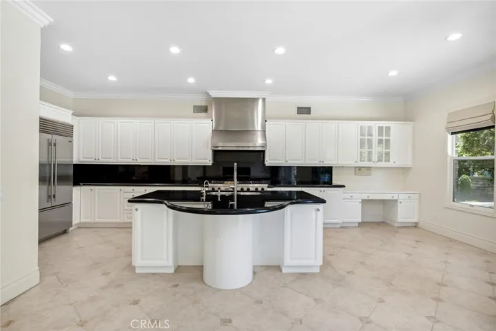12 Jarden, Newport Coast, California 92657