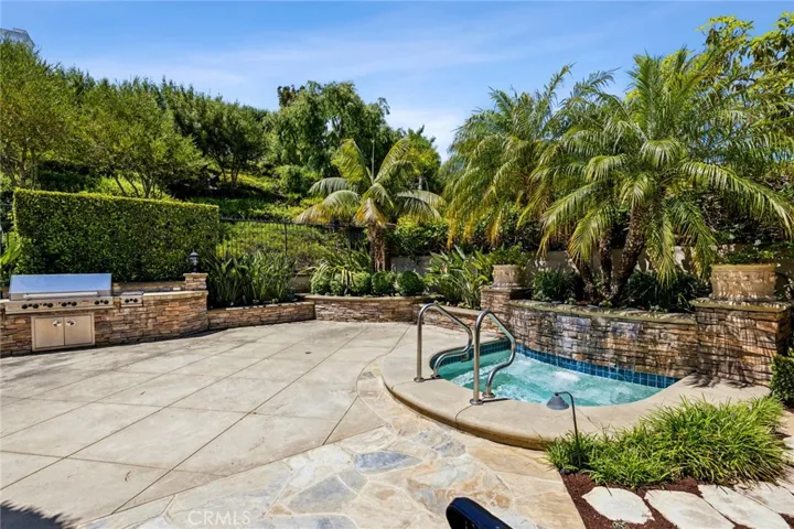 12 Jarden, Newport Coast, California 92657