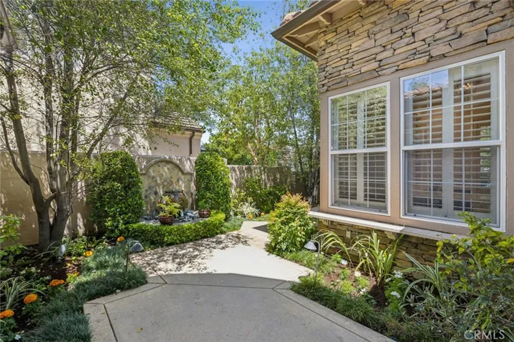 12 Jarden, Newport Coast, California 92657