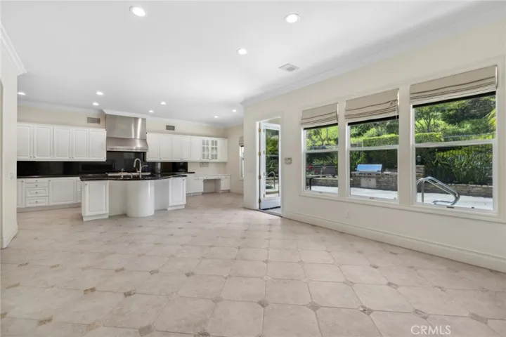 12 Jarden, Newport Coast, California 92657