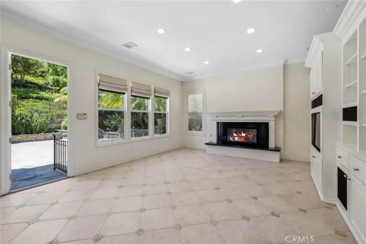 12 Jarden, Newport Coast, California 92657