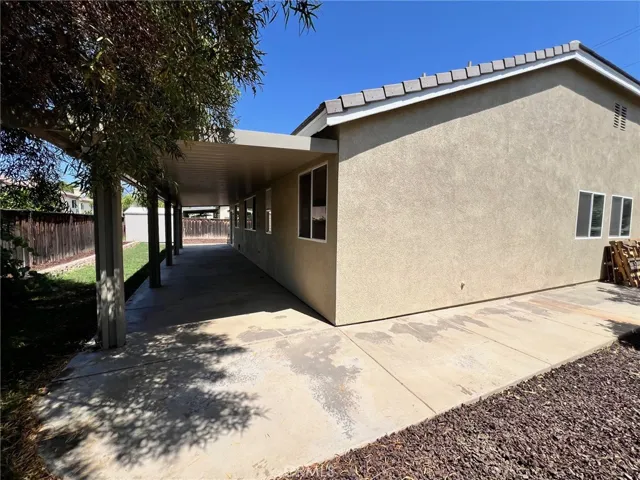 1175 E Washington Avenue, San Jacinto, California 92583