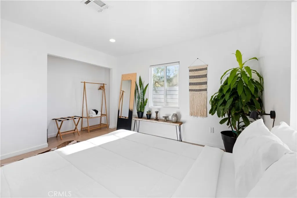 61879 Valley View Circle, Joshua Tree, California 92252 home-pic-3