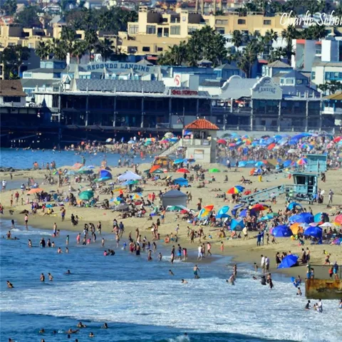 Redondo Beach Pier during summer