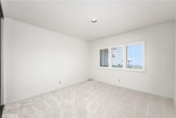 1st bedroom of West Wing