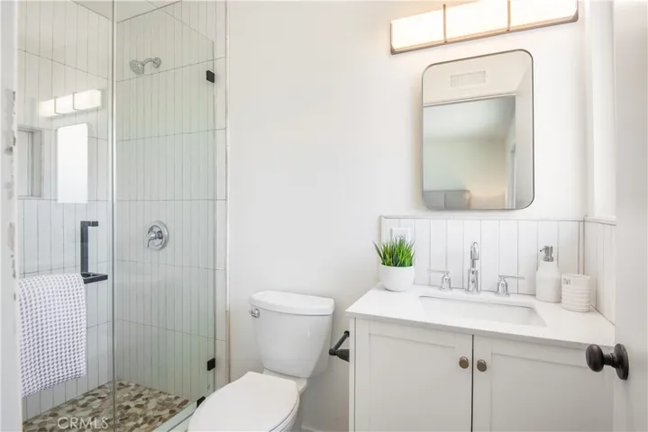 Ensuite Primary Bathroom